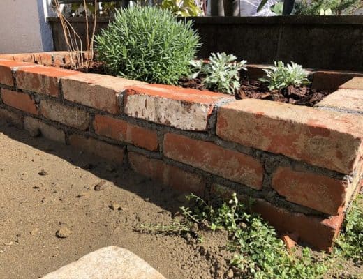 plantenbak maken van steen tuin